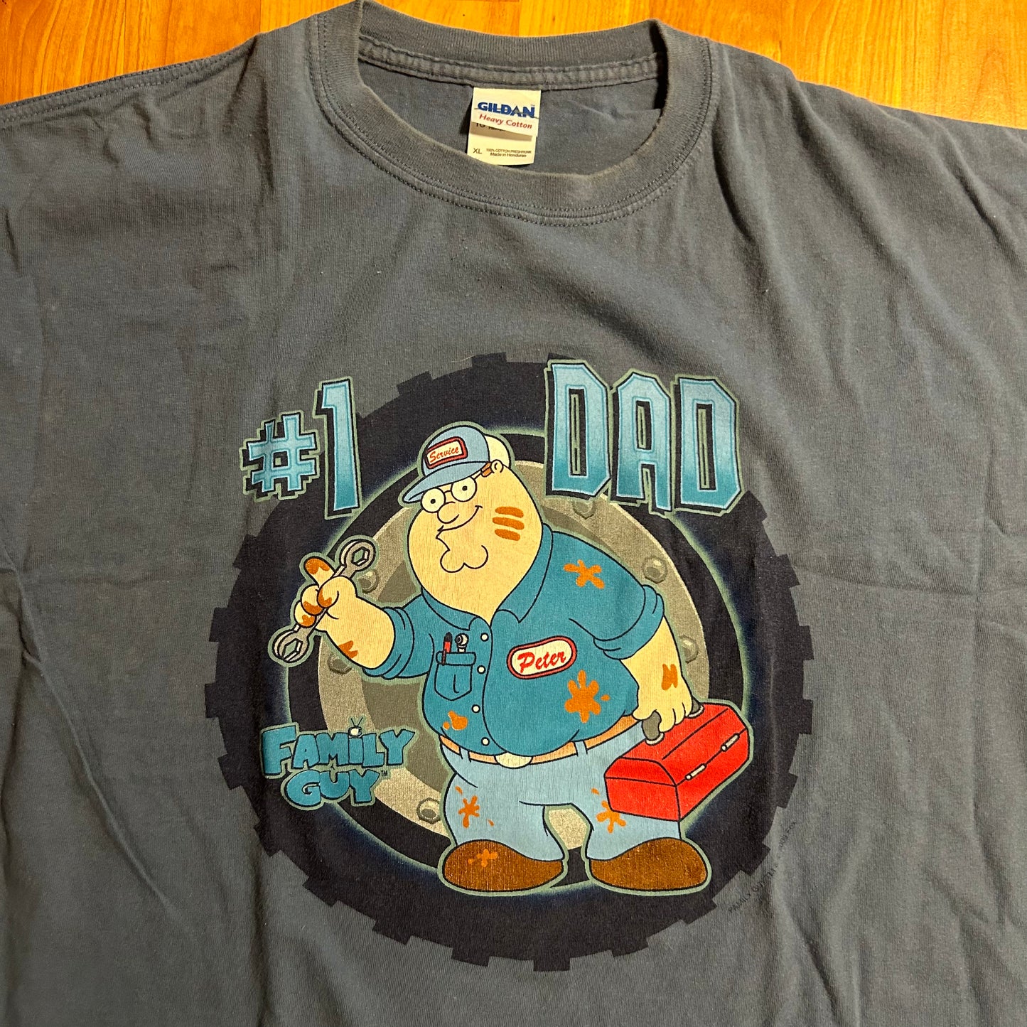 Gildan Fox Family Guy Peter Griffin #1 Dad TV Cartoon Tshirt - Large - 23” x 27”