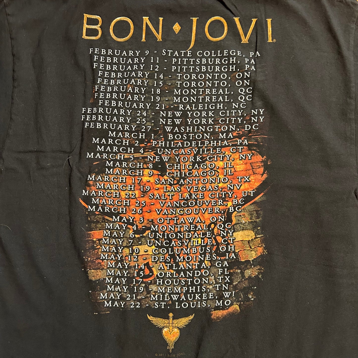 2011 Bon Jovi Hanes Heavyweight Tour Band Music Tshirt - Large - 22” x 30”