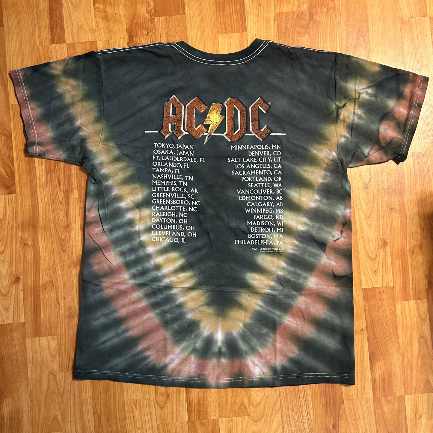 2001 AC/DC Anvil Tie Dye Leidseplein Presse BV Tour Band Tshirt - Large - 22” x 29”