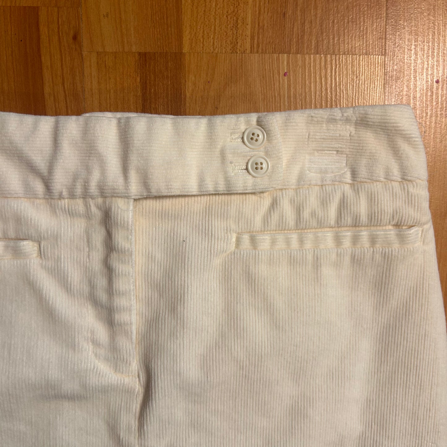 New York & Company Corduroy Cream White Skirt - Women’s 6 - 30” x 21”