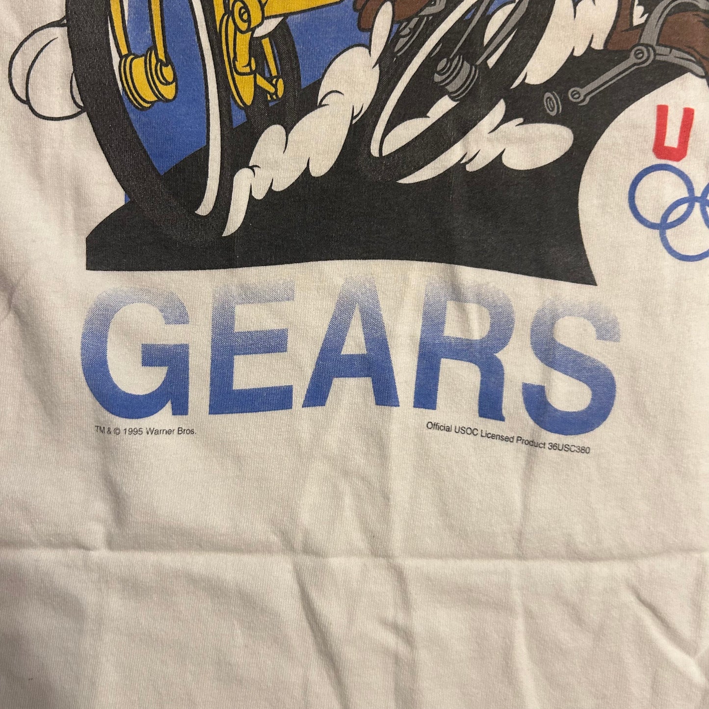 90’s Hanes Heavyweight 1995 Looney Tunes Olympics Blood Sweat Gears USA Tshirt - Medium - 21” x 29”