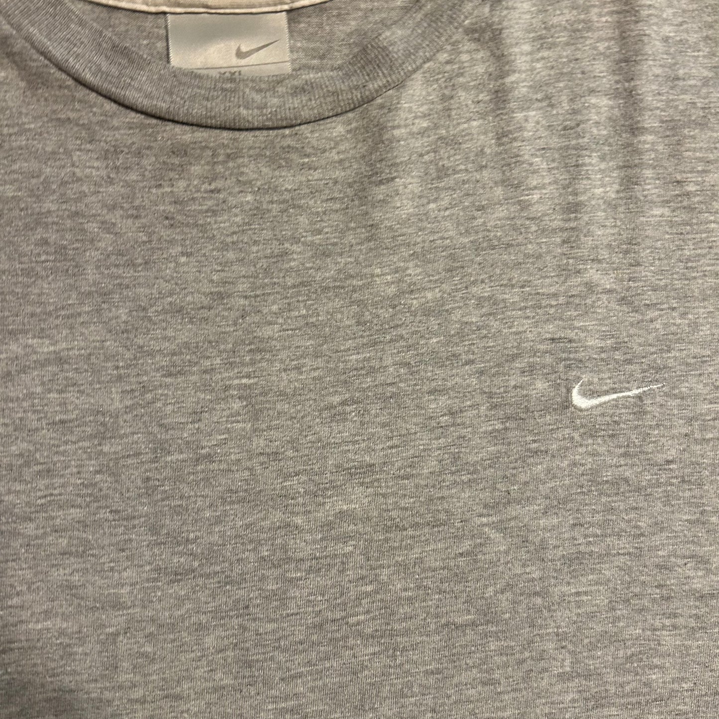 00’s Nike Mini Swoosh Grey Tshirt - XLarge - 24” x 31”