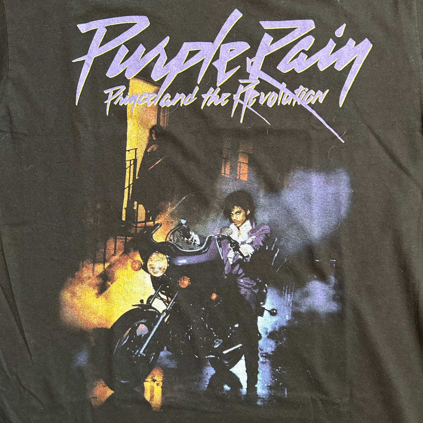 Prince Purple Rain Music Tshirt - Small - 19” x 27”