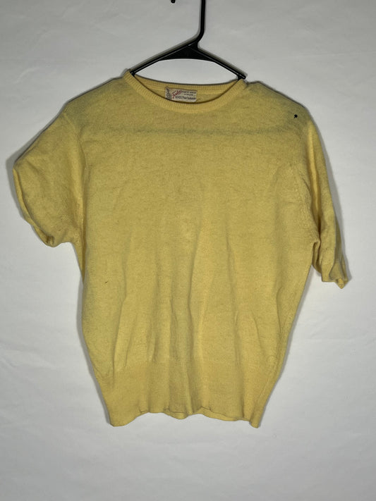 50/60's Cashmere Short Sleeve Sweater - Small - 19” x 22.5”