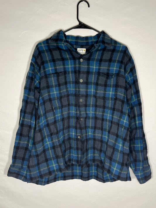 70/80's Amcrest Wool Flannel - XLarge - 24” x 25.5”