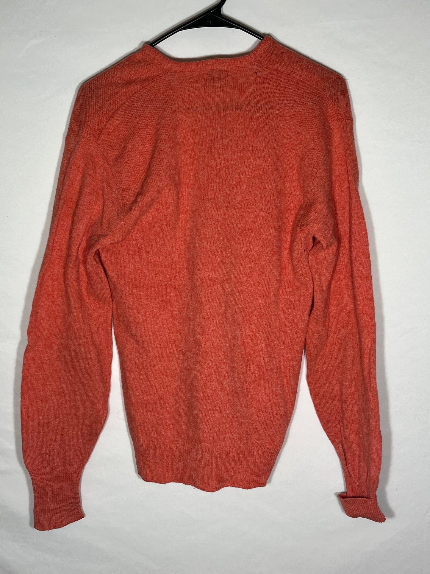 40's McGregor Lambs Wool Vneck Sweater - Small - 18” x 26”