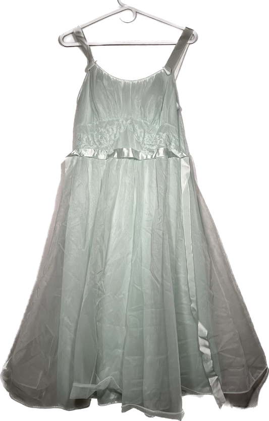 White Dress - XSmall - 16” x 34”