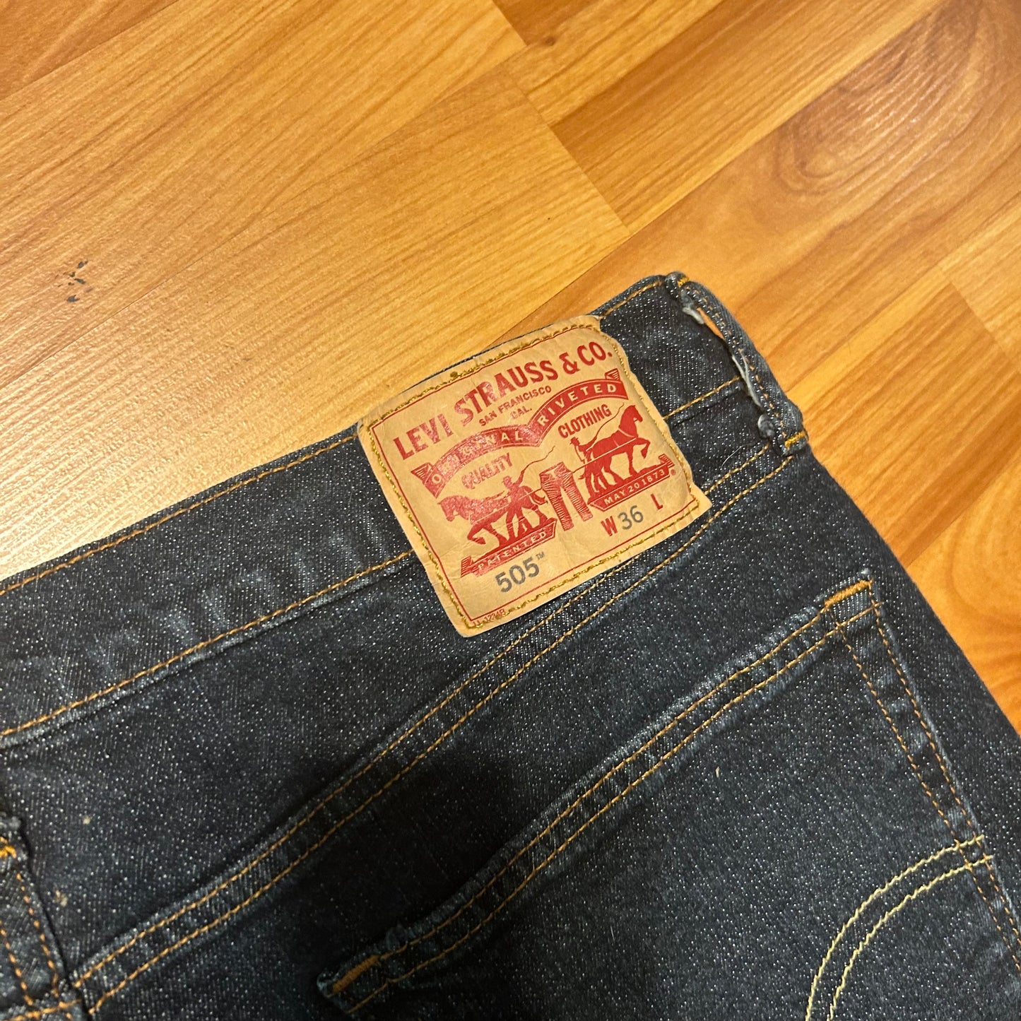 Levi 505 Dark Wash Denim Jorts Jean Shorts - 34" x 9.5"