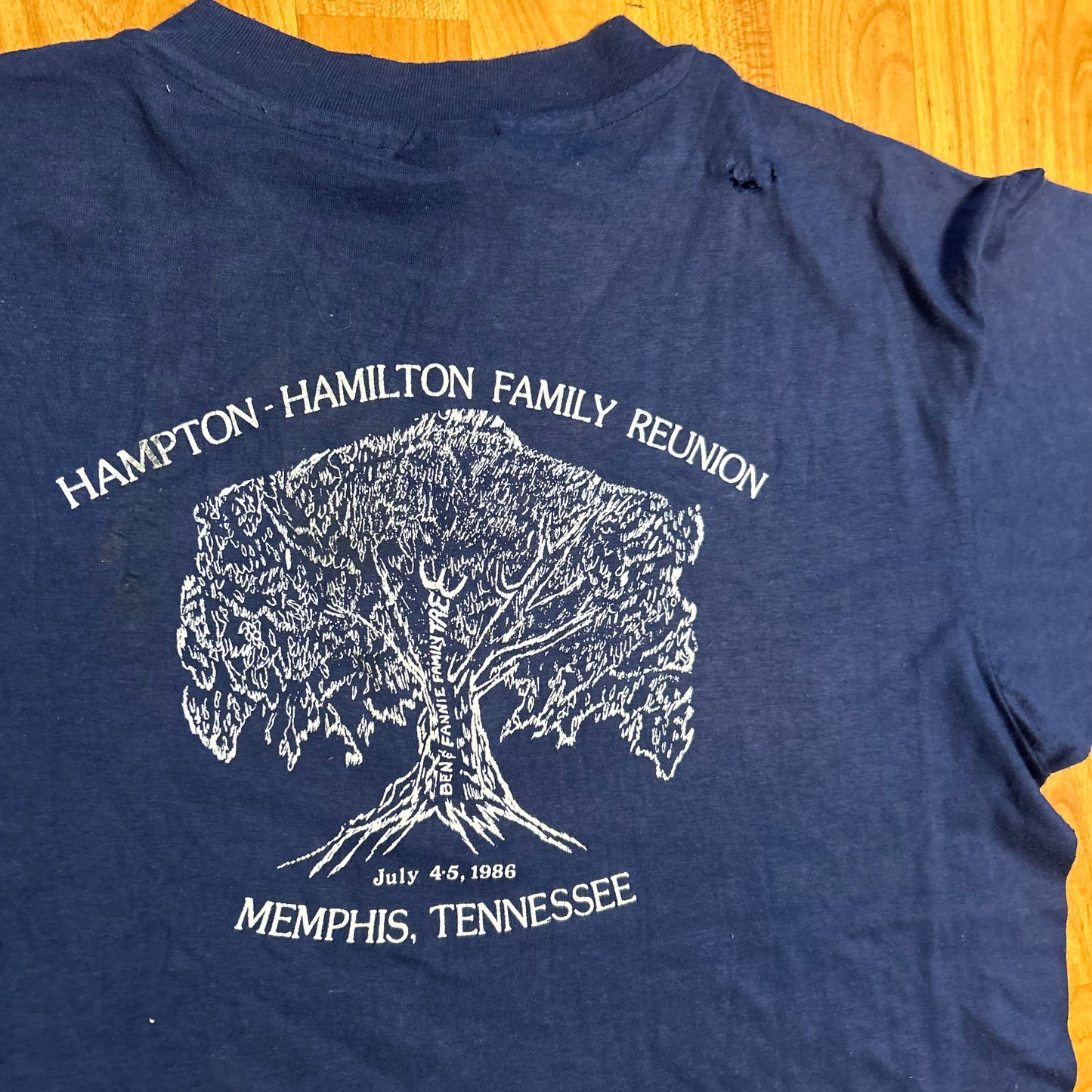 80's Jerry Family Reunion Hampton Hamilton Navy Blue Tshirt - Large - 22" x 27.5"