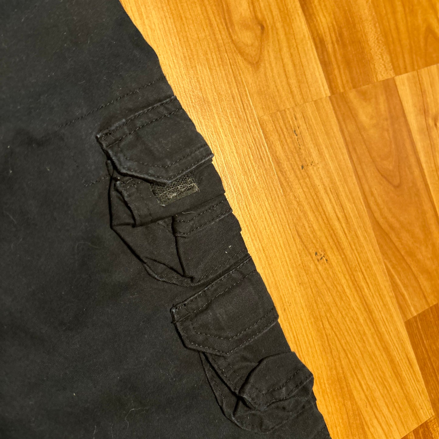 Wrangler Regular Taper Black Cargo Pants - 34" x 29"
