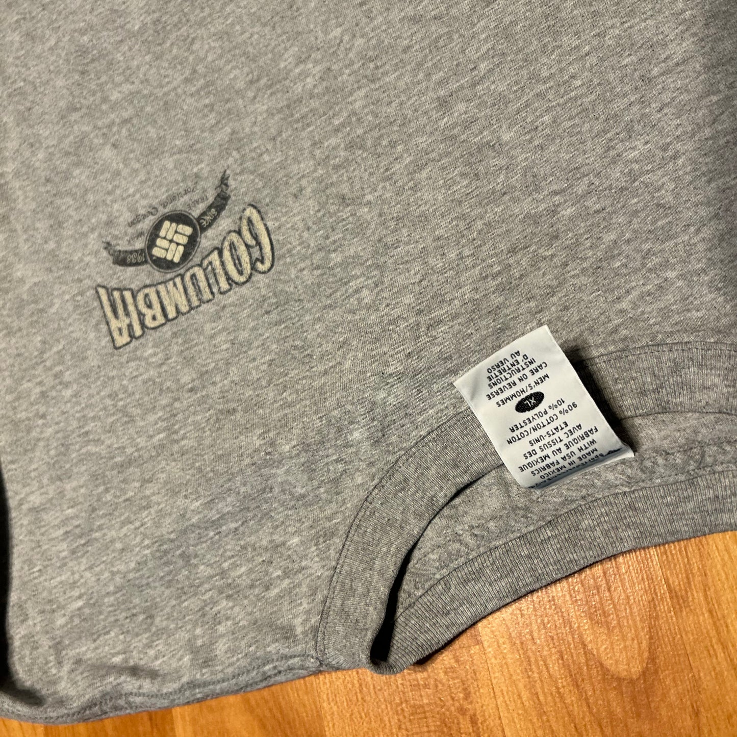 Columbia Natural Outdoors Grey Longsleeve Shirt - XLarge - 24" x 30"
