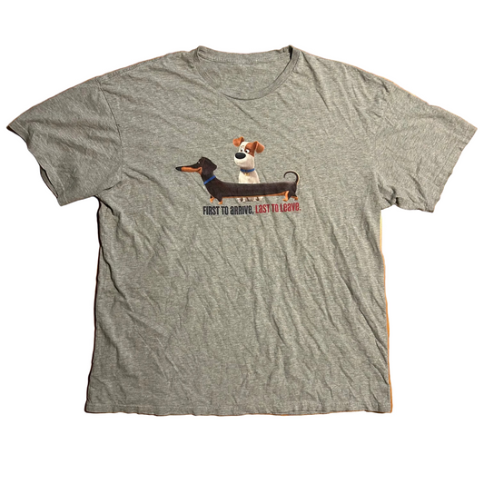 First to Arrive Last to Leave Secret Life of Pets Grey Tshirt - XLarge - 25" x 31"