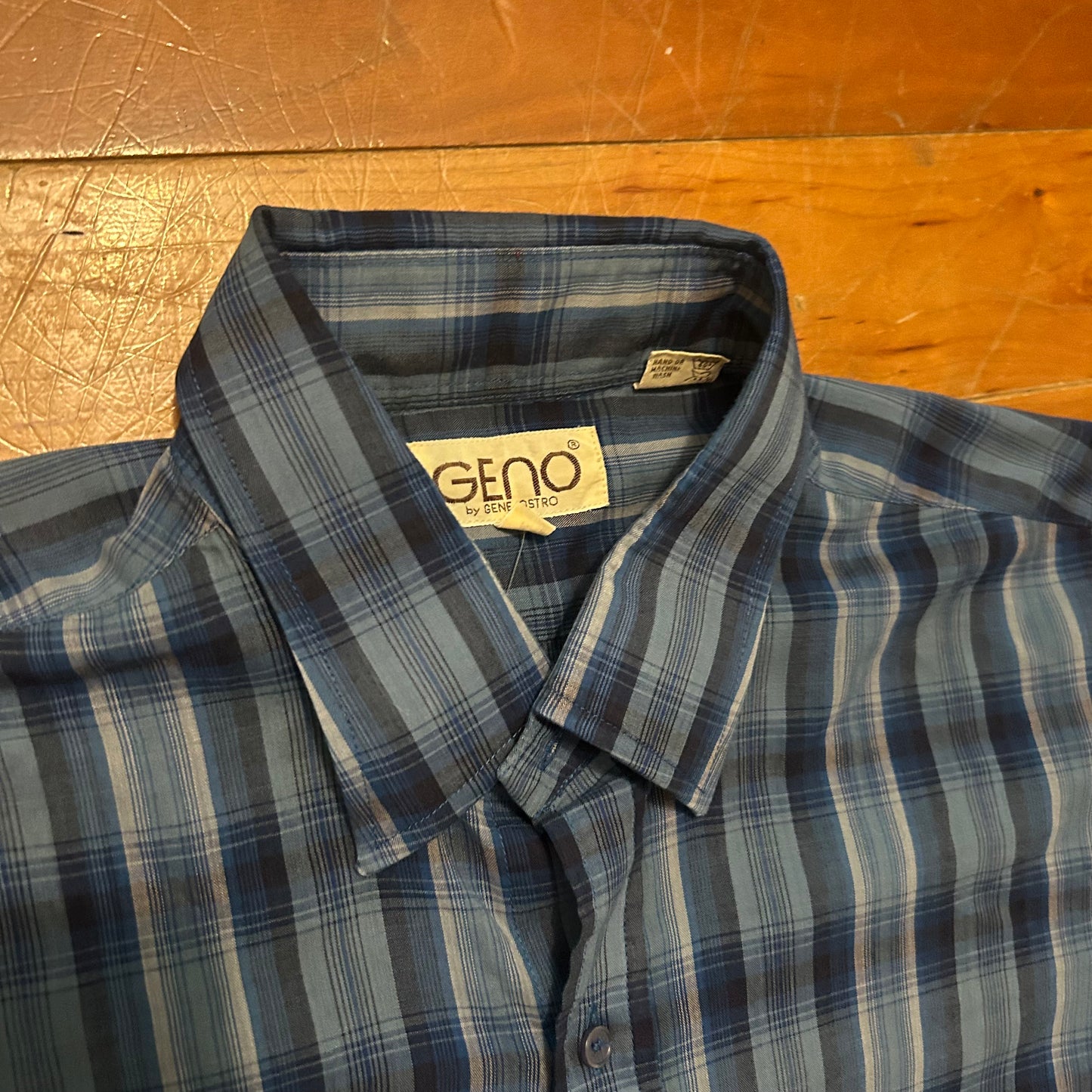 90’s Geno Gene Ostro Poly Cotton Blue Button Up Shirt - Large - 22.5" x 31"
