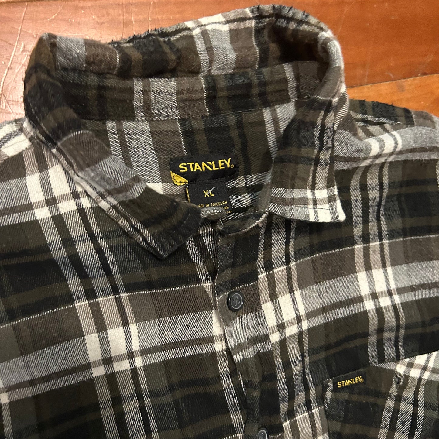 Stanley Black Brown Button Up Flannel Shirt - XLarge - 24" x 32"