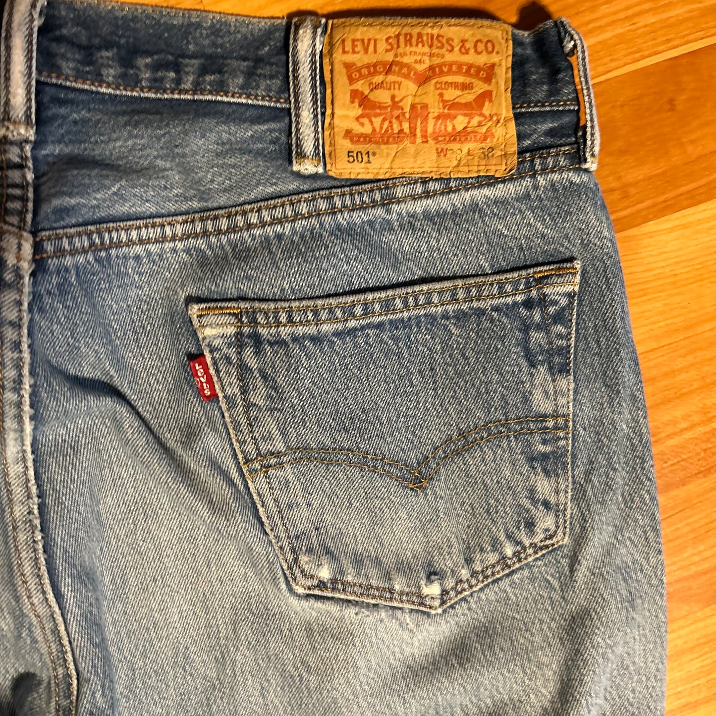 Levi 501 Denim Jeans - 34" x 33.5"