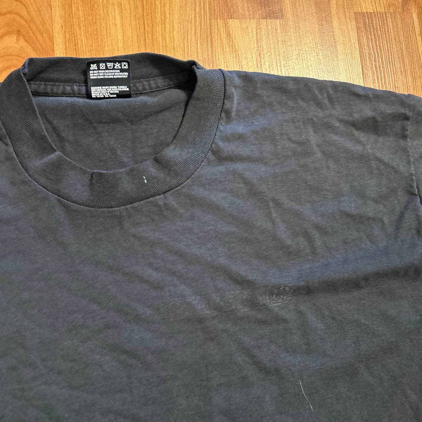 Black Faded Print Tshirt - Medium - 21" x 29"