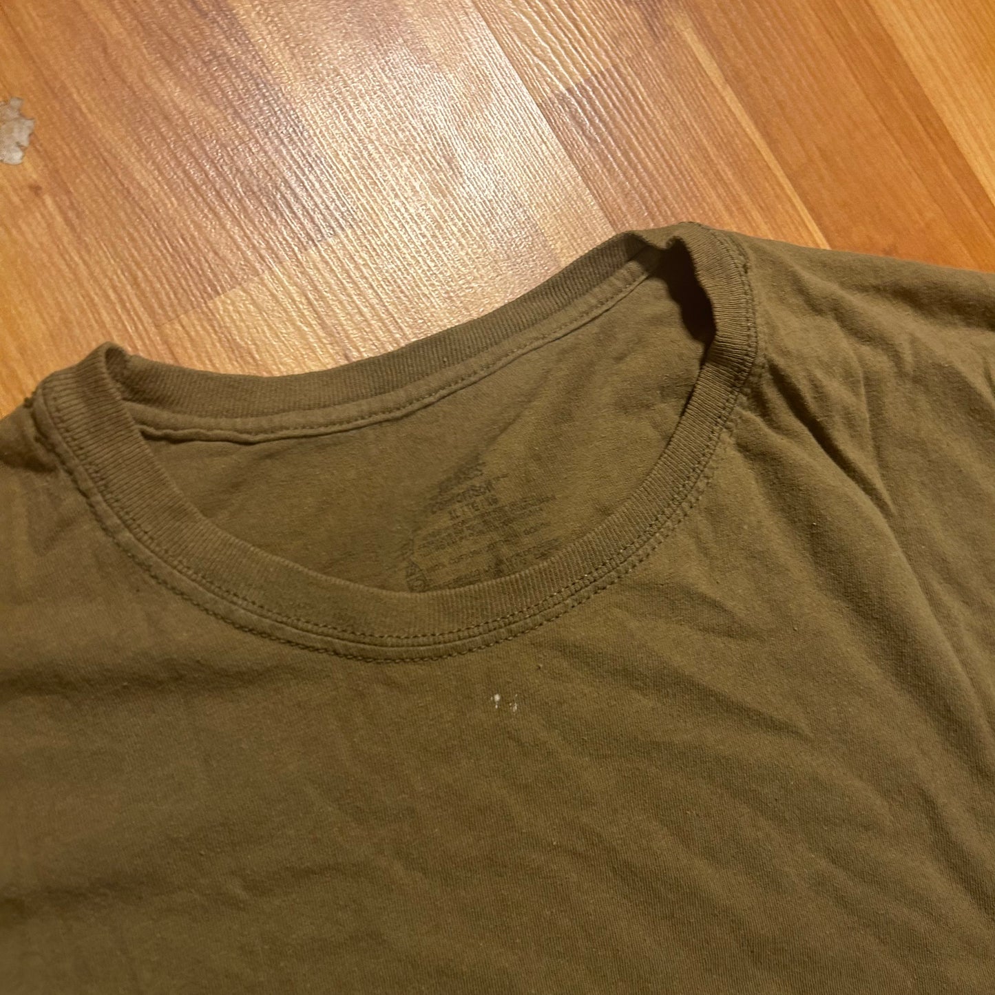 Hanes Comfort Soft Brown Blank Tshirt - Large - 23” x 28”