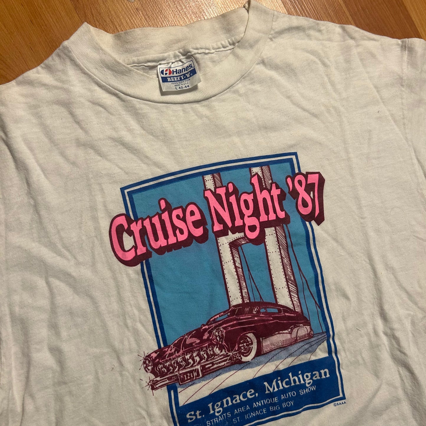 80/90’s Hanes Beefy St Ignace Michigan Cruise Night 1987 White Tshirt - Medium - 21” x 26”