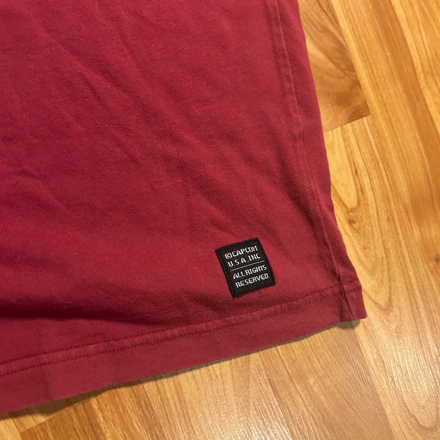 Uniqlo Capcom Red Tshirt - Medium - 21” x 28”