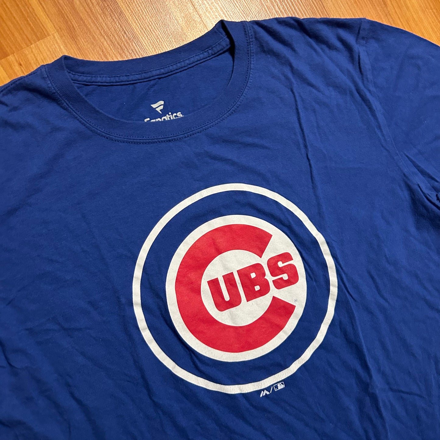 Fanatics Chicago Cubs MLB Baseball Blue Tshirt - Large - 22” x 29”