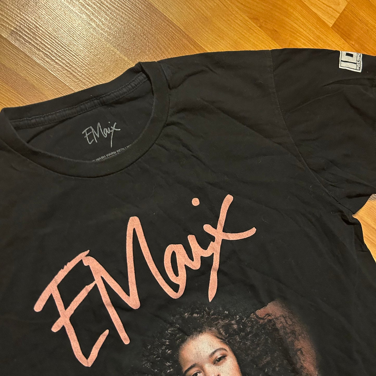 Ella Mai 2019 Debut Tour Black Music Tshirt - Small - 19” x 27”
