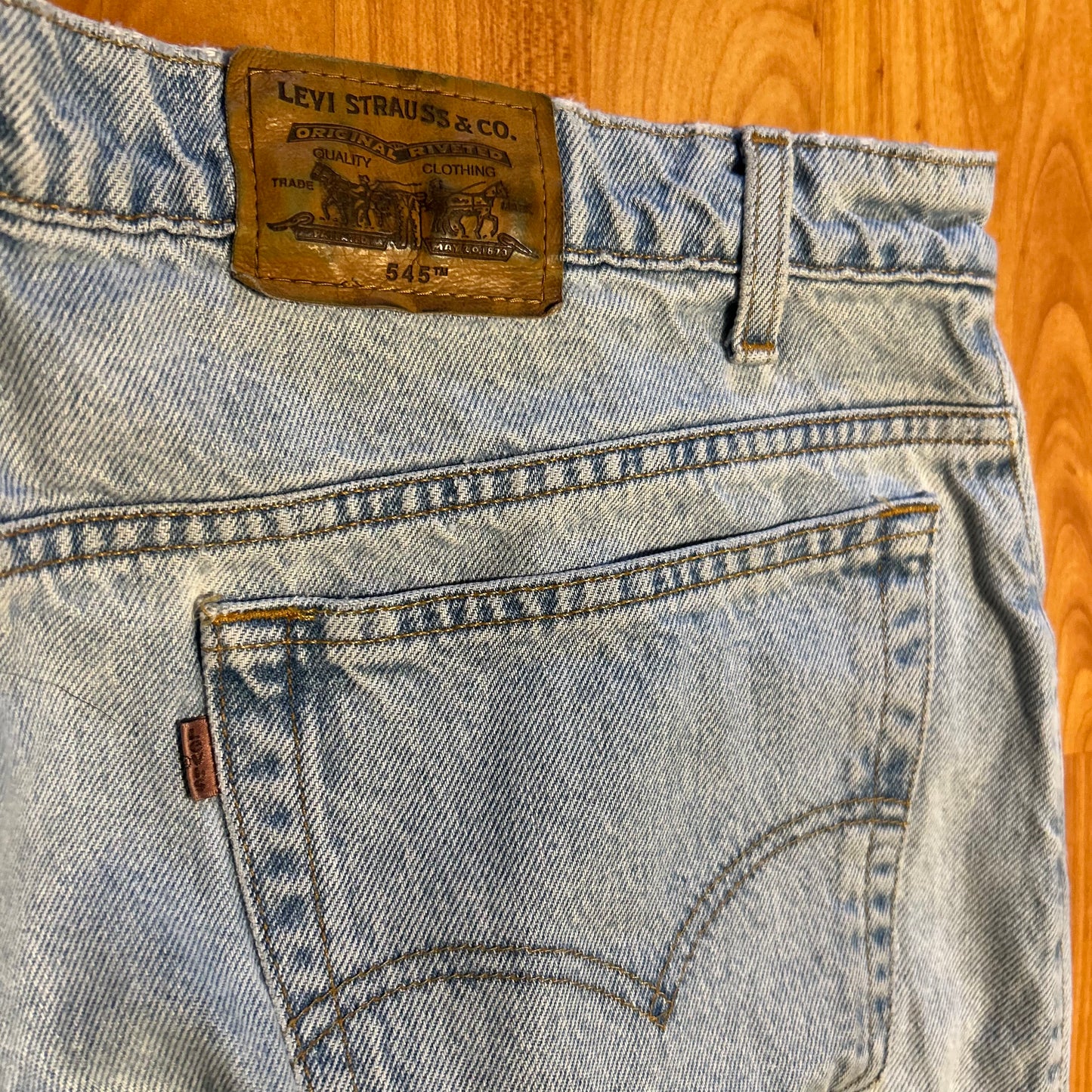 90's Levi Loose Fit 545 Chopped Denim Jeans - 39" x 24.5"