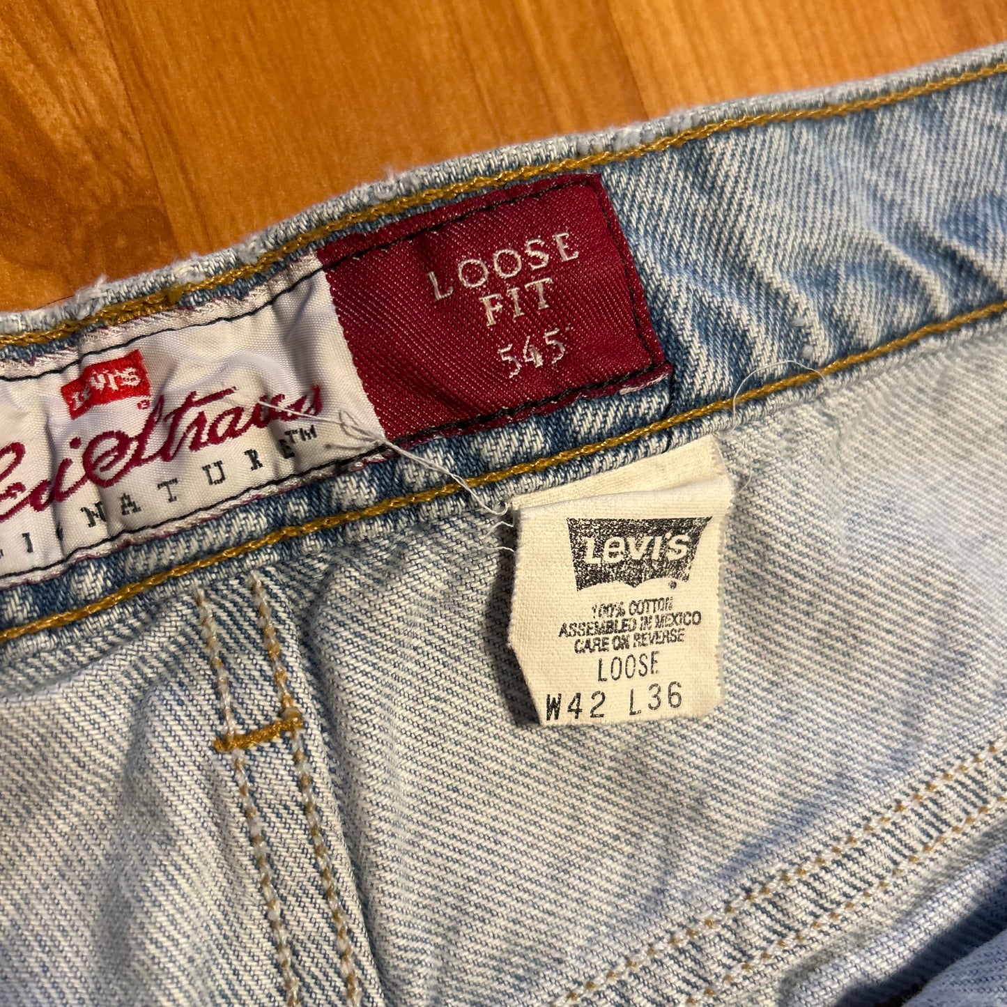 90's Levi Loose Fit 545 Chopped Denim Jeans - 39" x 24.5"