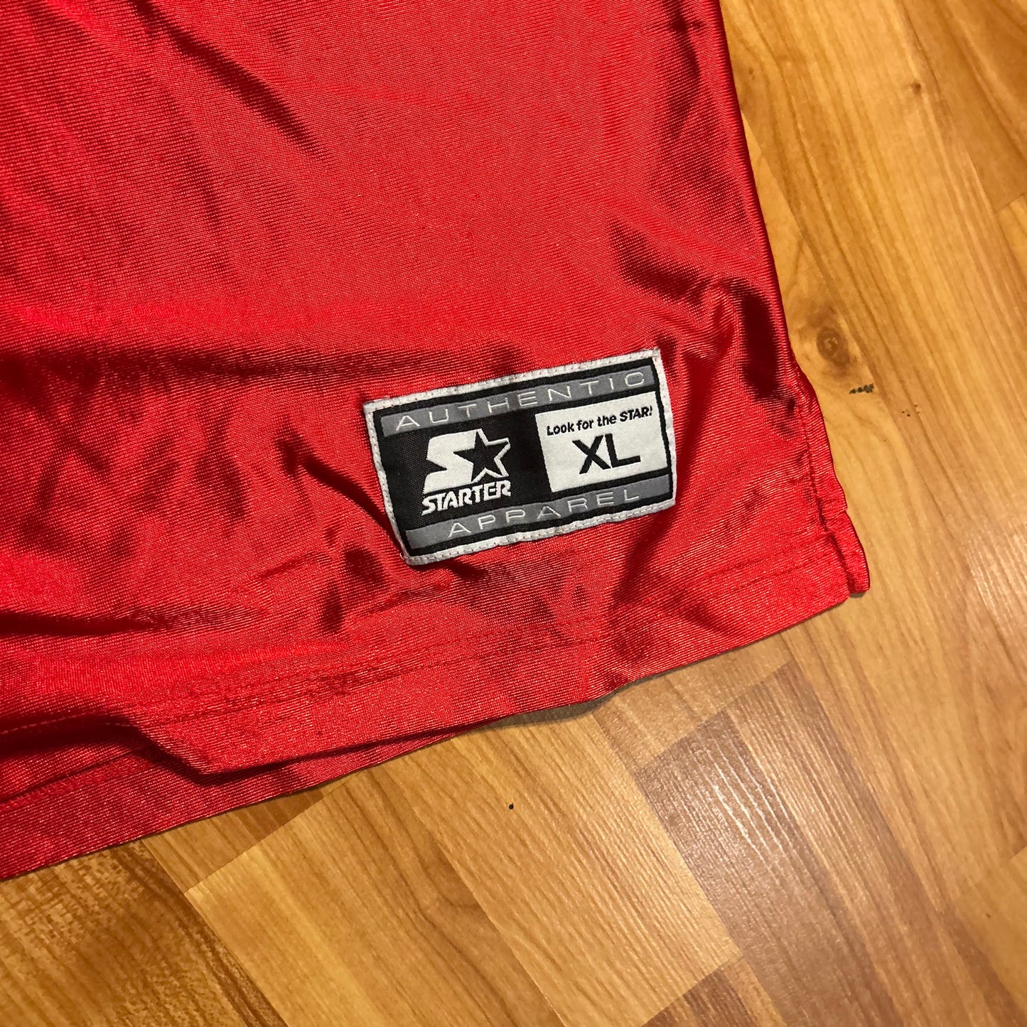 90/00’s Starter Chicago Bulls Michael Jordan Red Nylon Jersey Shirt - Small - 18” x 29”