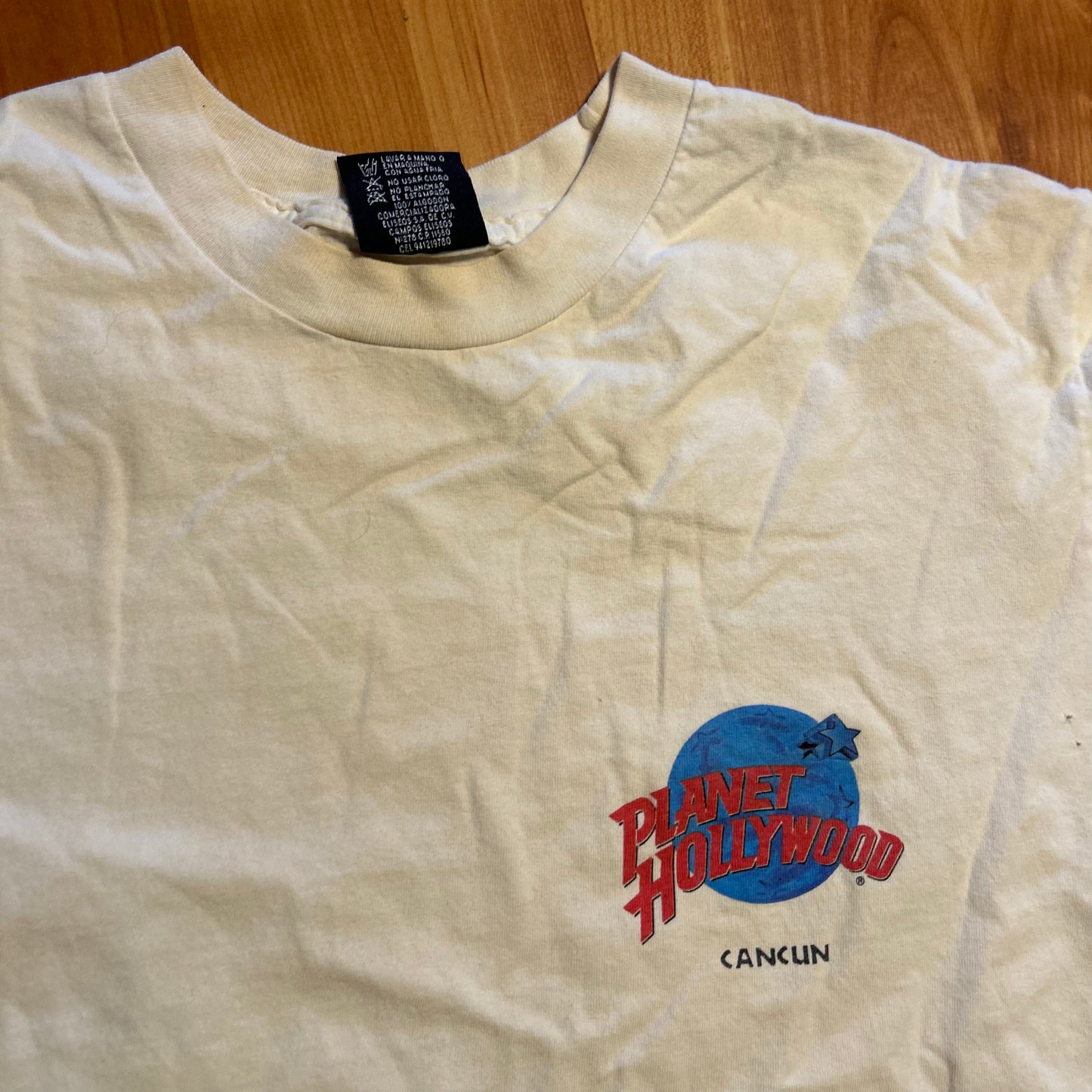 Planet Hollywood Cancun Joining Pieces for Fun White Tshirt - Medium - 20" x 29"