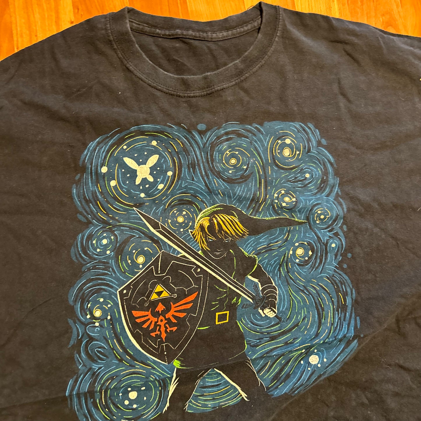 Zelda Black Video Game Tshirt - XLarge - 25" x 30"