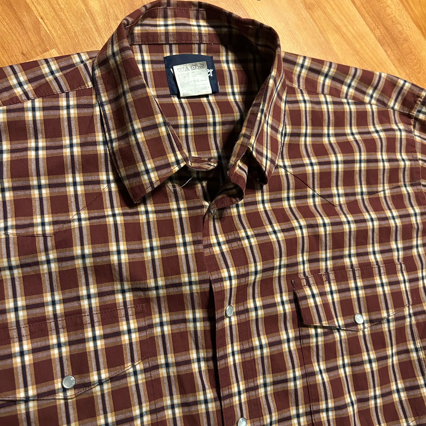 Wrangler Pearl Snap Button Up Shirt - XLarge - 26" x 31.5"