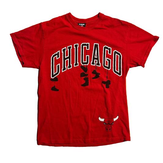Chicago Bulls NBA Basketball Red Tshirt - Small - 18" x 27"