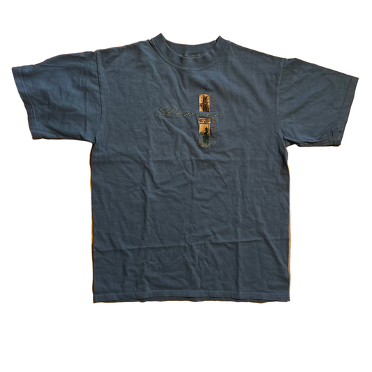 Rocky Mountains Denver Embroidered Nature Scene Blue Tshirt - Medium - 20" x 25.5"