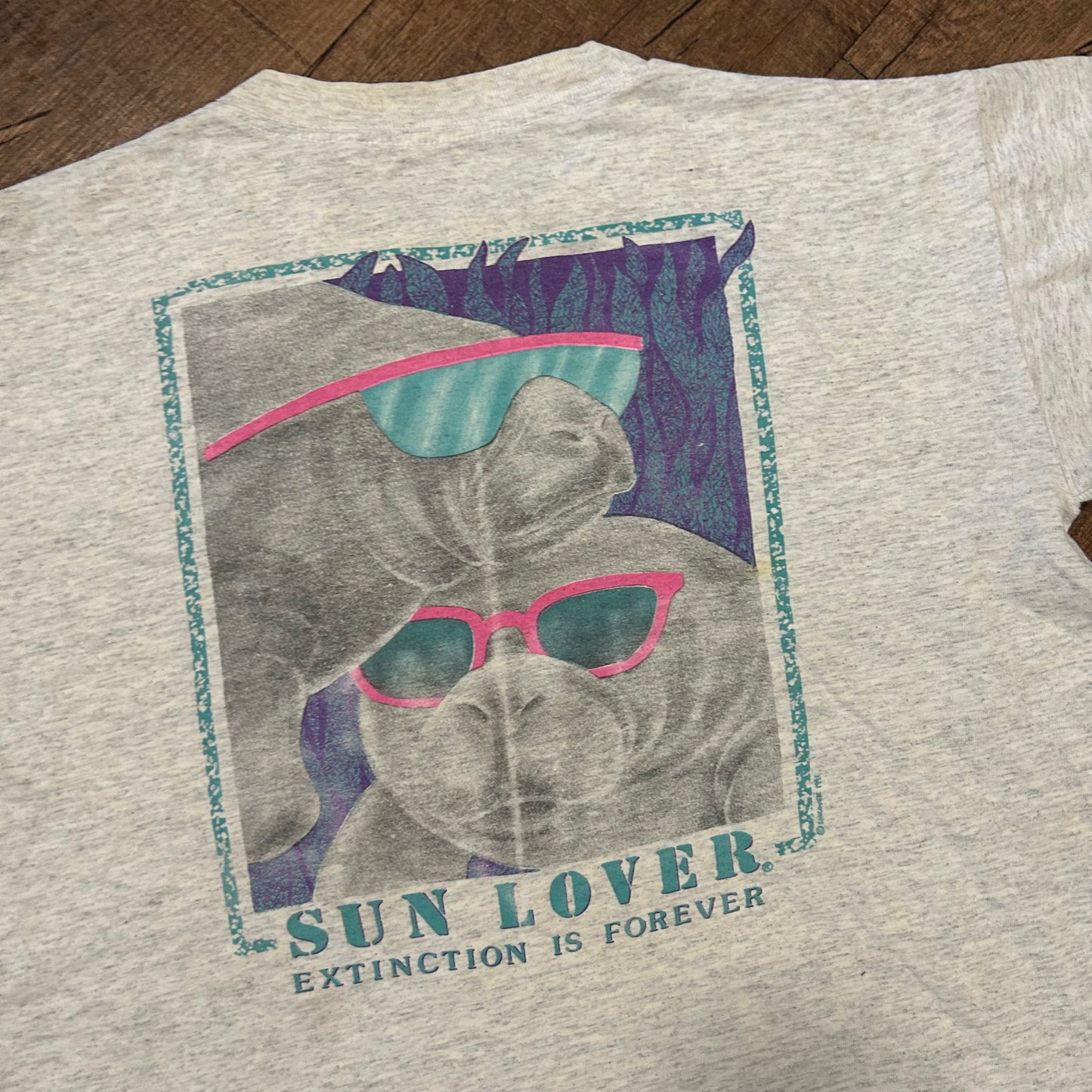 80/90’s Manatee Sun Lover Extinction is Forever Florida Grey Tshirt - Large - 22" x 26"