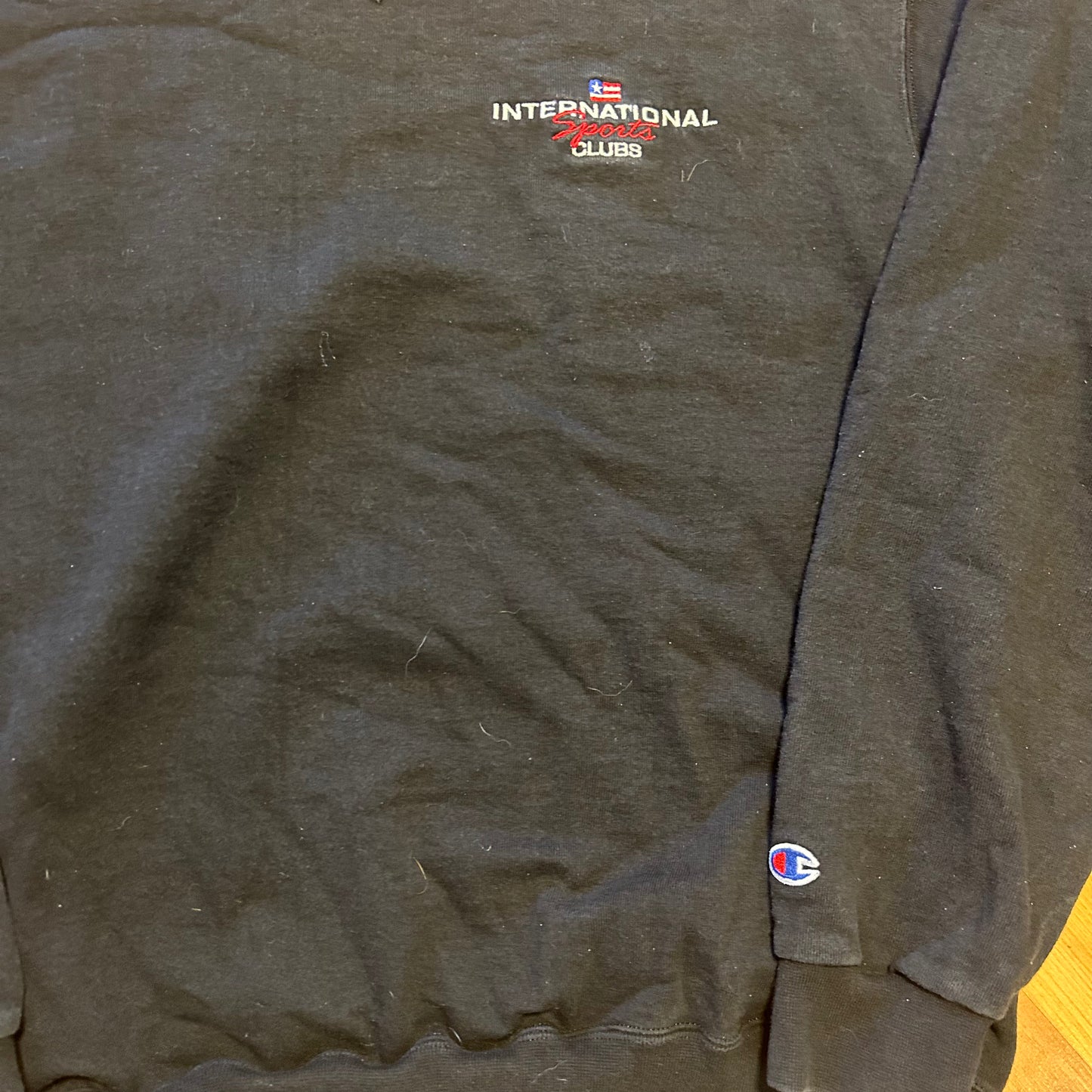 Champion Black International Sports Clubs Crewneck Sweatshirt - Large - 23" x 25"