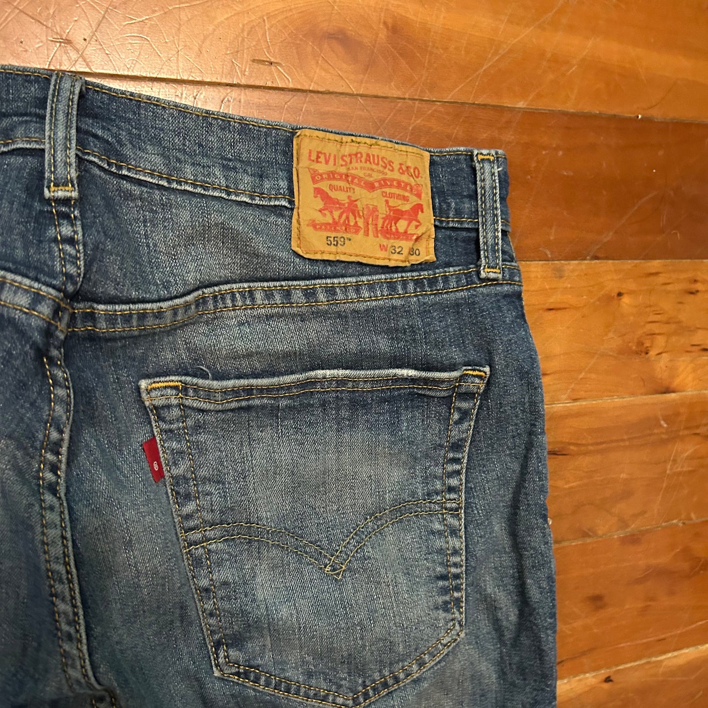 Levi 559 Faded Indigo Denim Blue Jeans - 32" x 29.5"