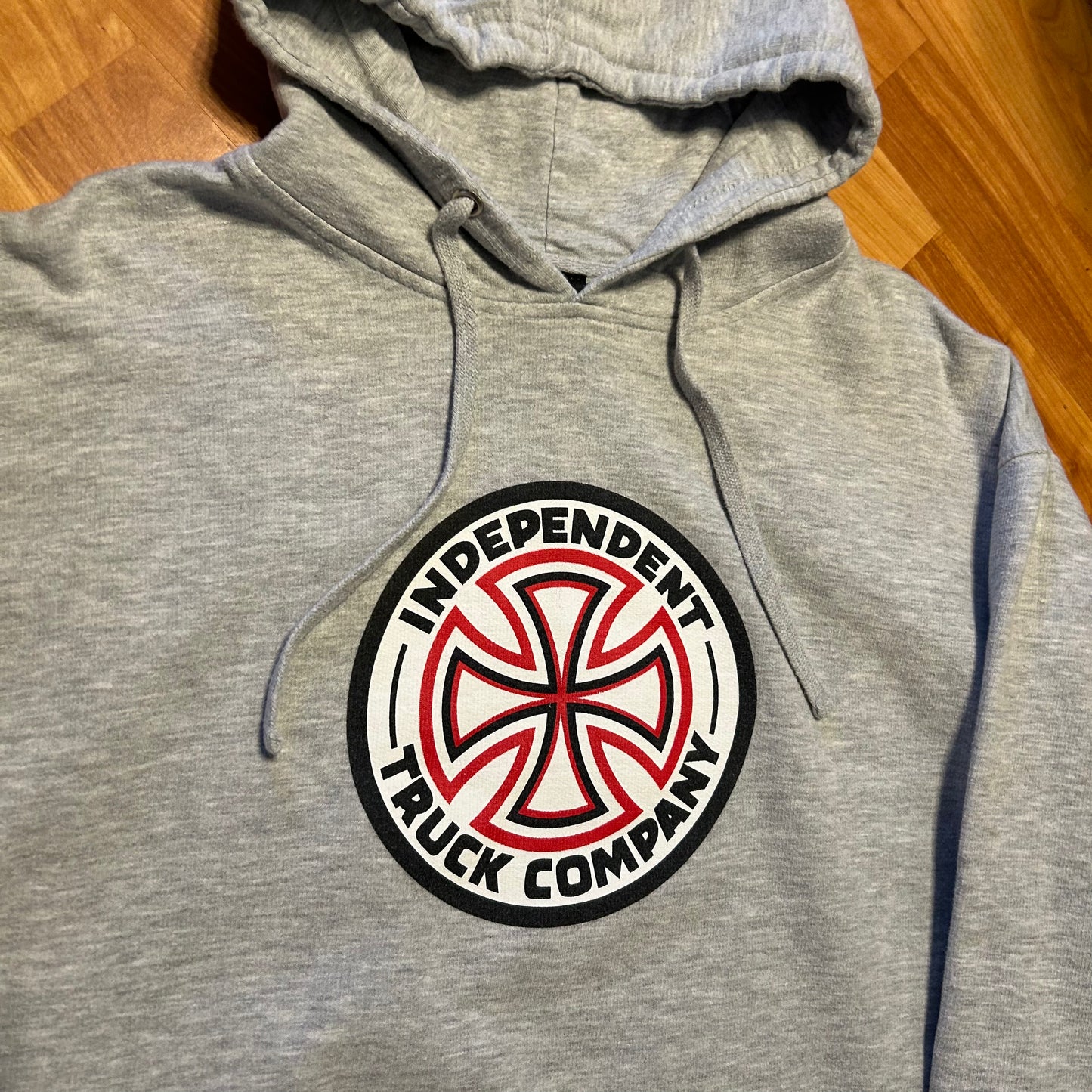Independent Trucks Company Skate Grey Hoodie Sweatshirt - Large - 23" x 29.5"