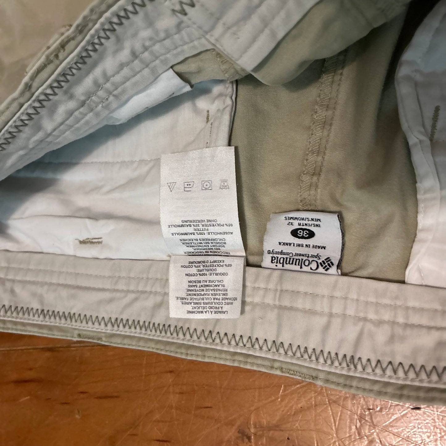 Columbia Khaki Cotton Tan Pants - 36" x 31"