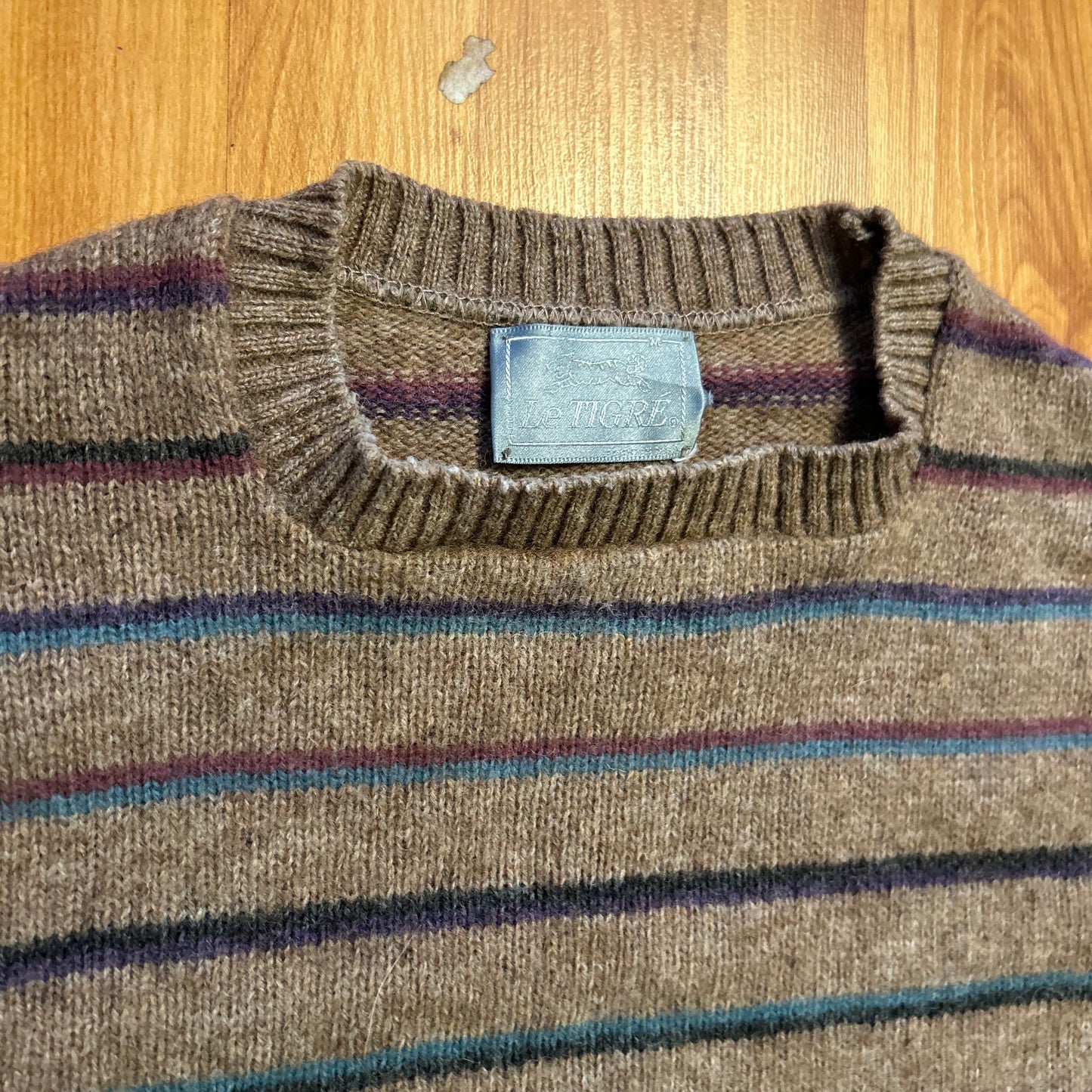 80/90's LeTigre Brown Sweater - Medium - 20" x 25.5"