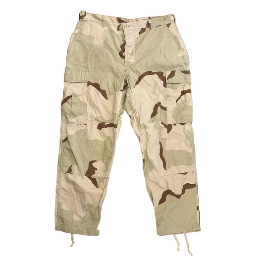 00's Military Ripstop Camouflage Camo Cargo Pants - Tagged Large Short, Adjustable Waist - 36” x 29”