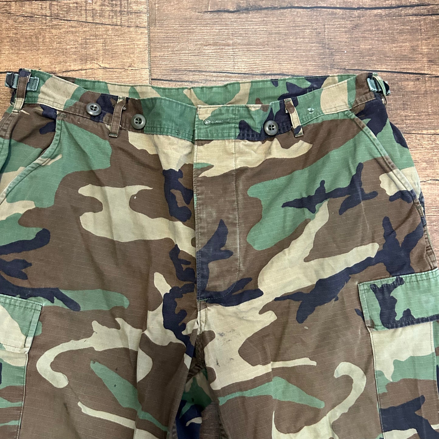 90's Military Camouflage Camo Cargo Pants - Adjustable Waist - 38” x 32”