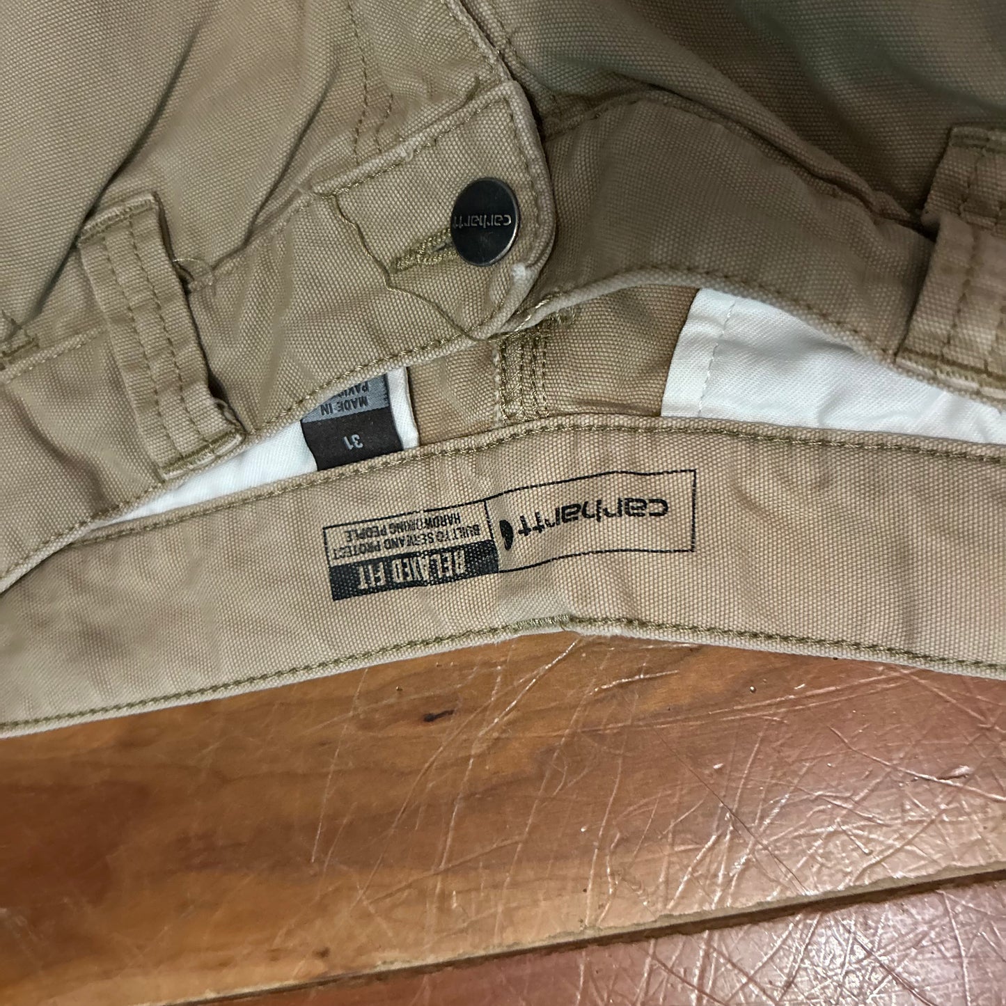 Carhartt Carphartt Tan Khaki Brown Cargo Shorts - 31" x 10.5"