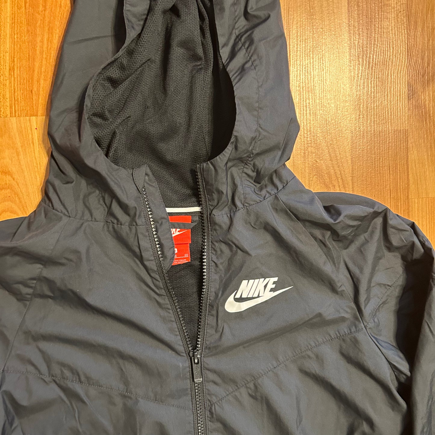 Nike Black Zip Up Windbreaker Jacket - Medium - 20" x 23"