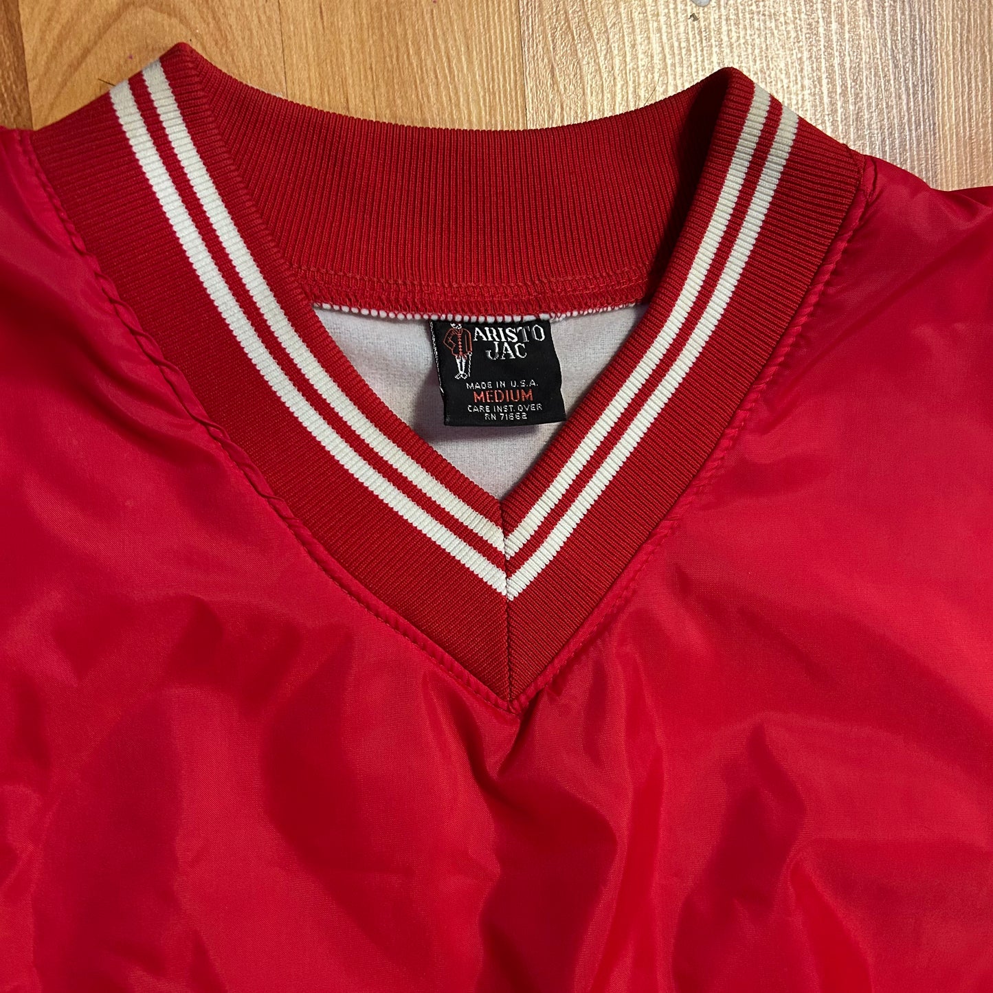 80/90's AristoJac Red Blank VNeck Pullover WindbreakerJacket - XLarge - 24" x 23"
