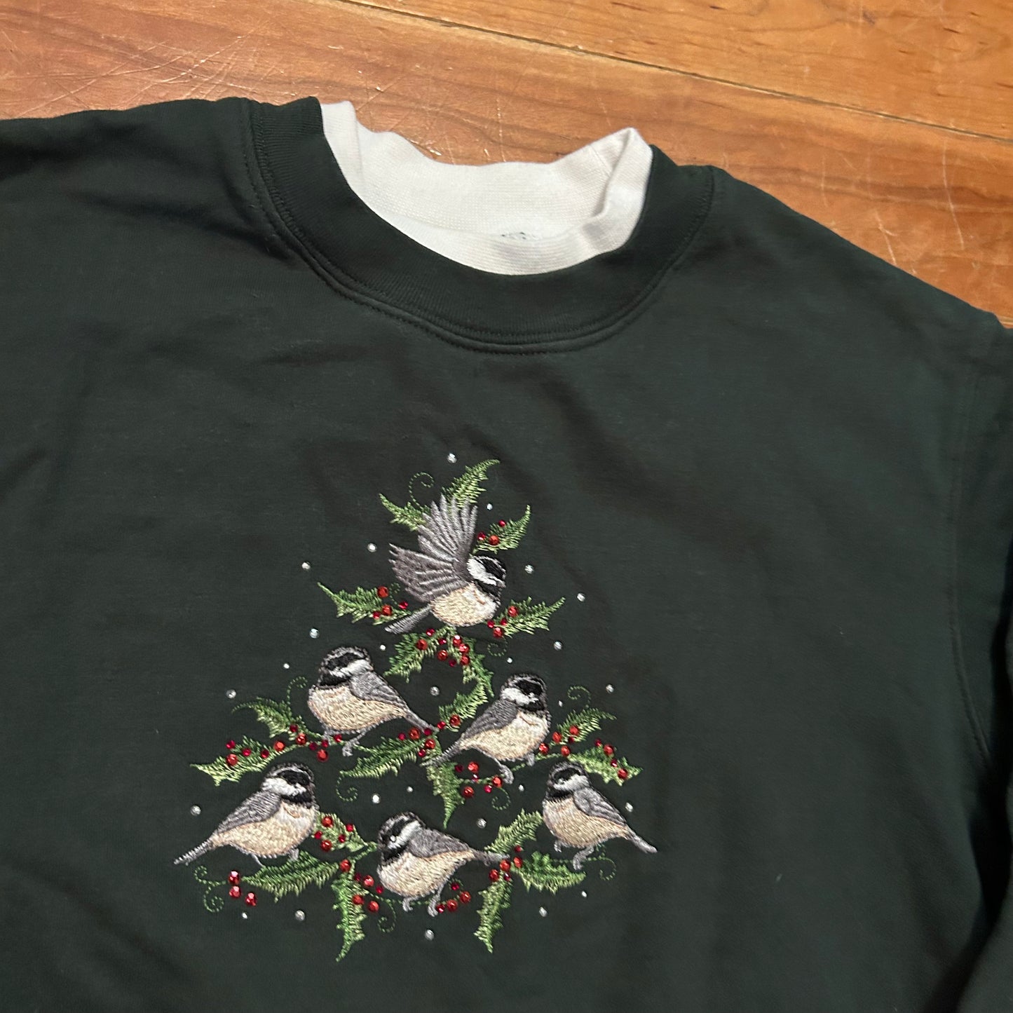 Green Bird Christmas Tree White Double Collared Crewneck Sweatshirt - Small - 19" x 24"