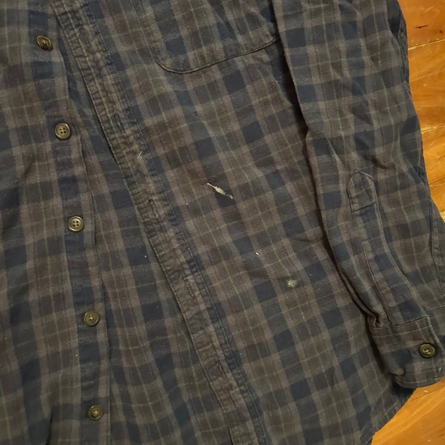 Blue Mountain Blue Grey Button Up Collared Flannel Shirt - Medium - 21" x 28.5"