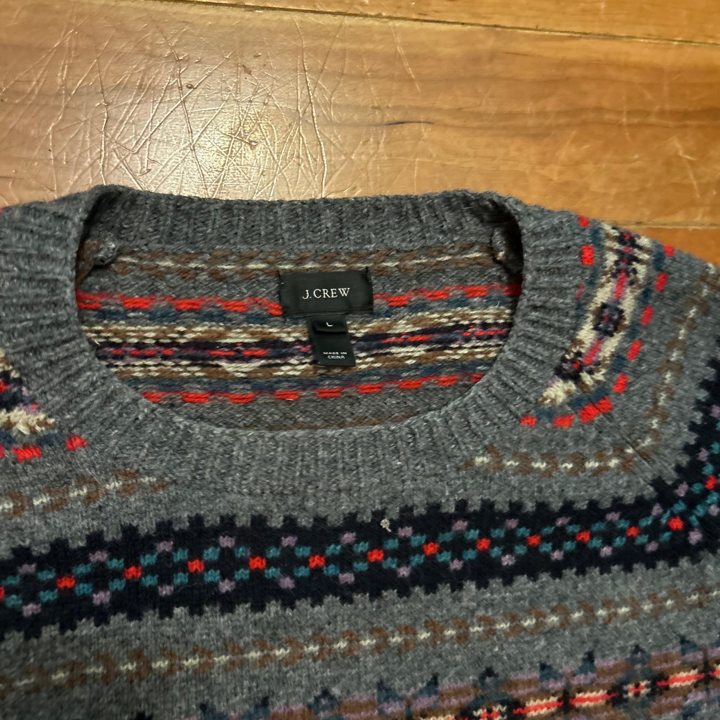 JCrew Lambswool Grey Patterned Sweater - Large - 23" x 26.5"