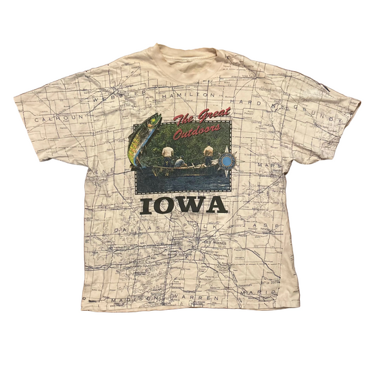 80/90’s Iowa White All Over Print White Tshirt - Large - 23" x 27"