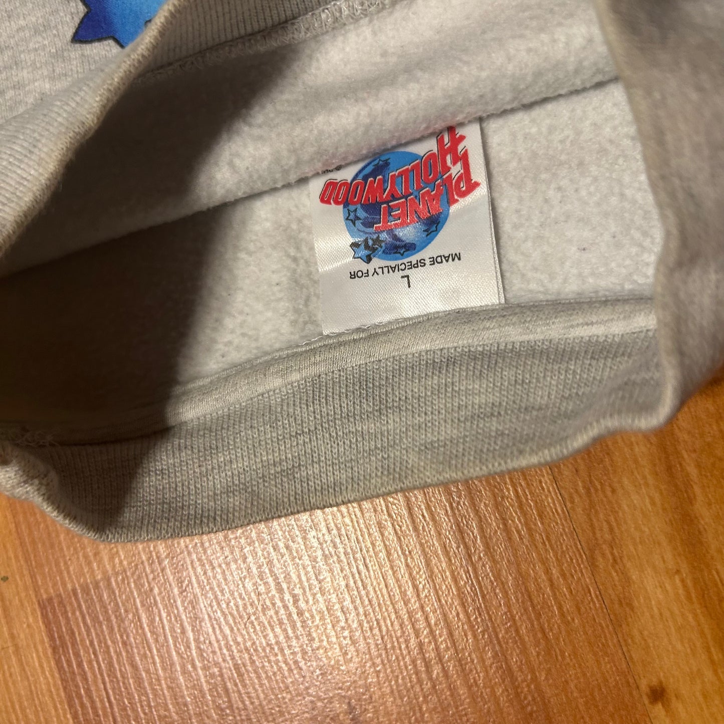 Planet Hollywood Rome Italy Grey Crewneck Sweatshirt - Large - 22.5" x 25"