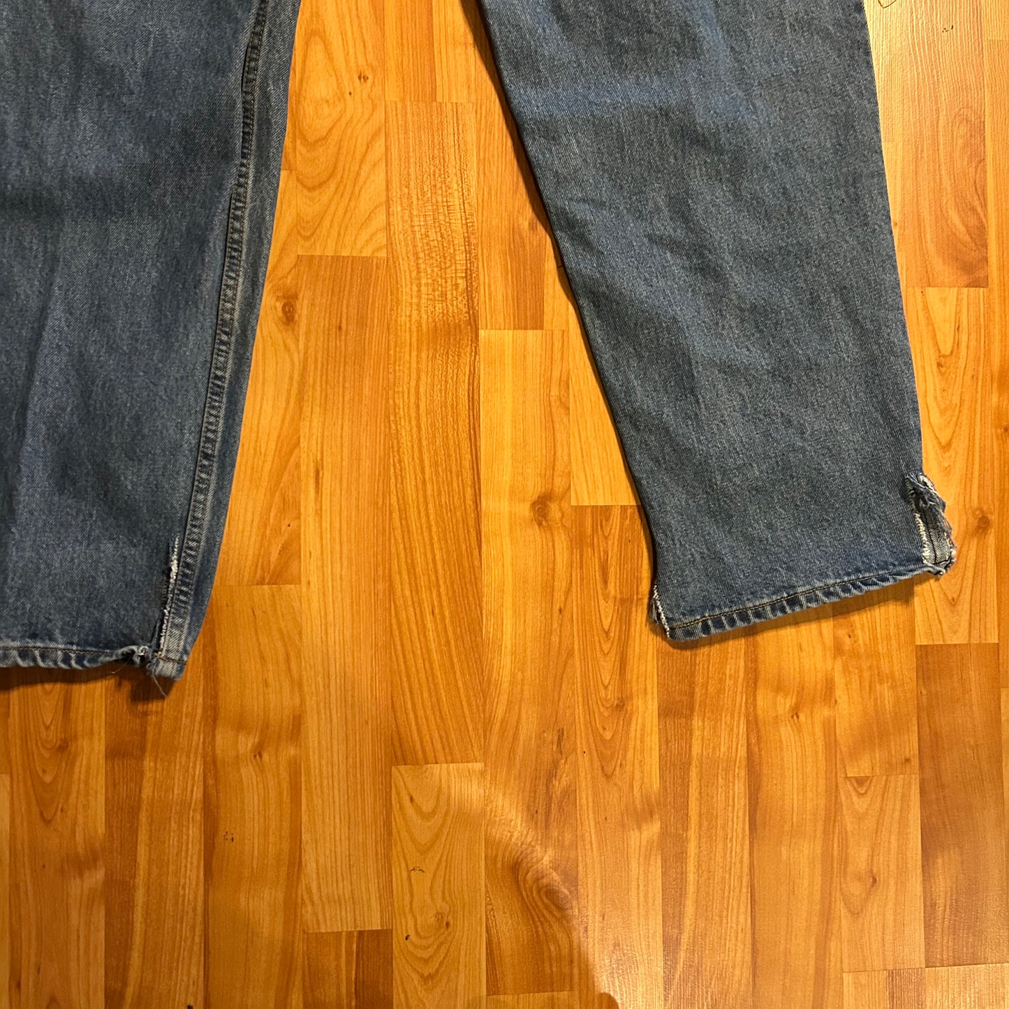 90's Levi 560 Blue Denim Jeans - 37" x 33"